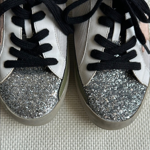 ShuShop Polly Glitter Slip on  Sneakers Fashion-Forward Design size 8.5 - Picture 2 of 12